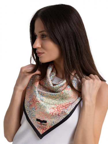 Платок silk 83,5х83,5 Пушкинский музей - Кораллы (японская декоративная бумага конца XIX – начала XX